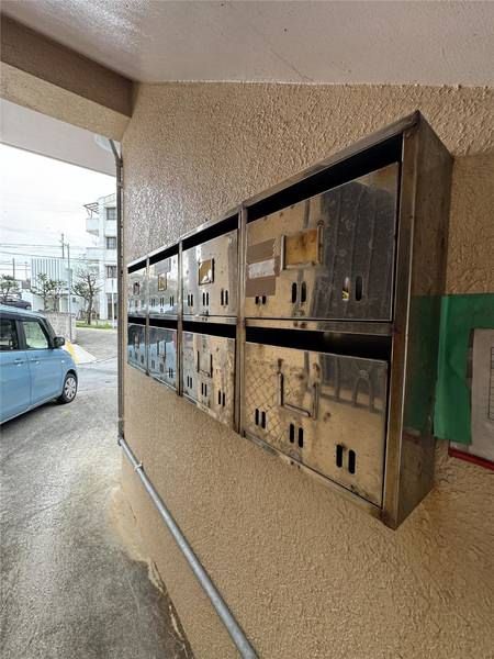 2DK Apartment for Rent in Ginowan, Okinawa - 37.44 sqm - Thumbnail 2