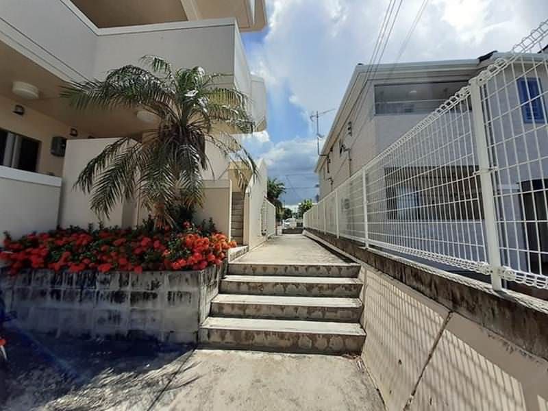 1LDK Apartment for Rent in Yomitan Village, Okinawa - Thumbnail 2