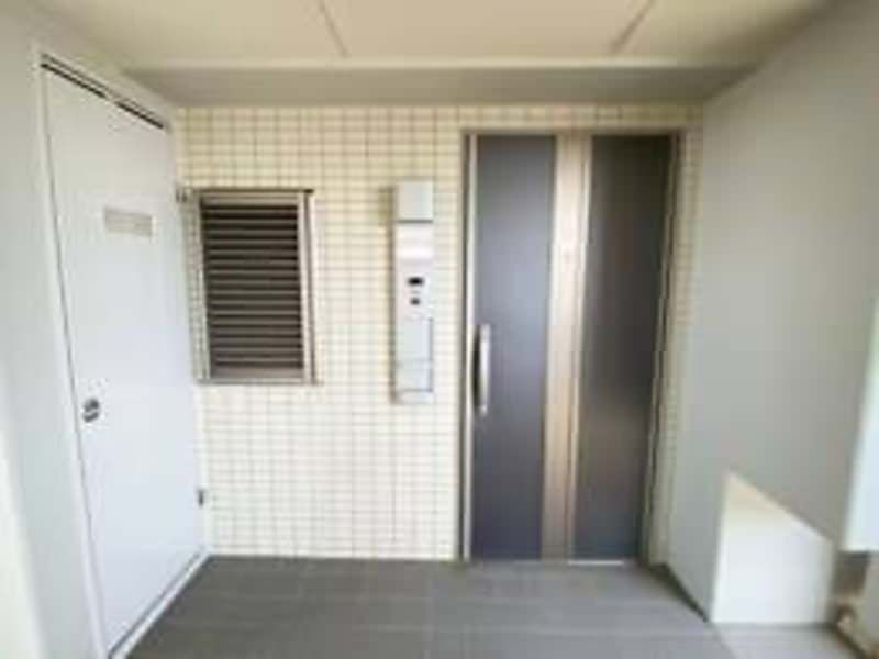 Ocean View 2LDK Apartment for Rent in Ginowan, Okinawa - Thumbnail 2