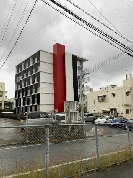 Modern 1LDK Apartment for Rent in Ginowan, Okinawa - Thumbnail 3
