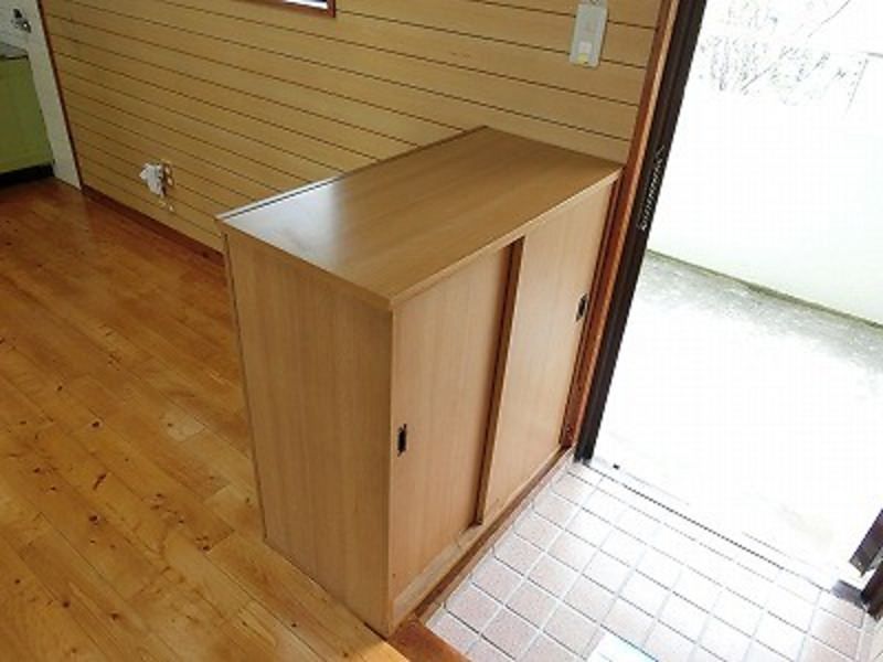 2DK Apartment for Rent in Ginowan, Okinawa - 31.4 sqm - Thumbnail 2