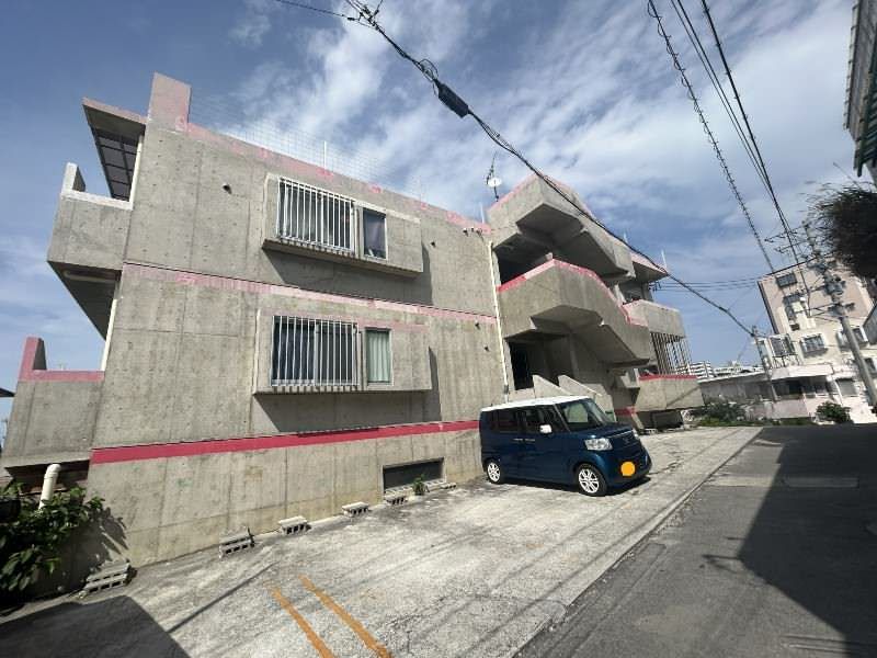 Contrail Nagata 2DK Apartment for Rent in Naha, Okinawa - Thumbnail 2