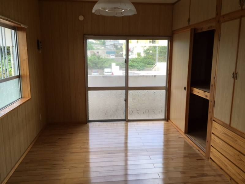 2DK Apartment for Rent in Uruma City, Okinawa | 40,000 Yen - Thumbnail 3
