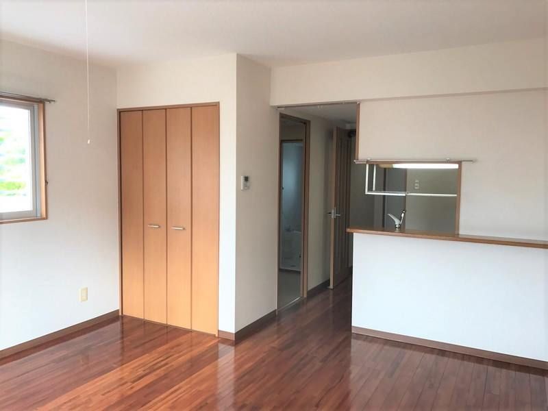 Riverside Heights 1K Apartment for Rent in Itoman, Okinawa - Thumbnail 3