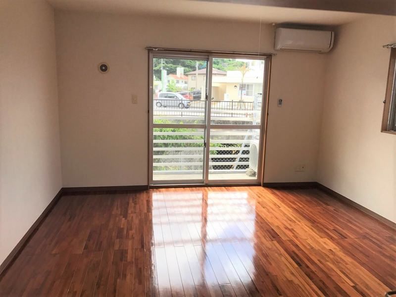 Riverside Heights 1K Apartment for Rent in Itoman, Okinawa - Thumbnail 2