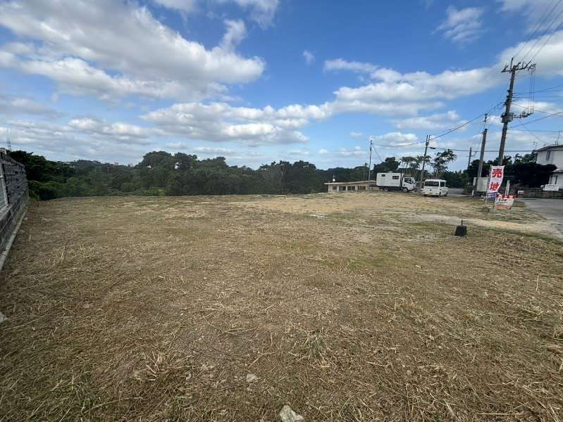 Land for Sale in Kitanakagusuku, Okinawa - 638 sqm - Thumbnail 2