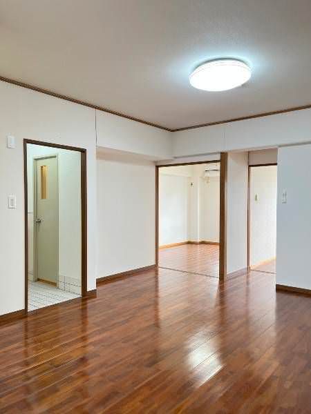 2LDK Ocean View Apartment for Rent in Urasoe, Okinawa - Thumbnail 4