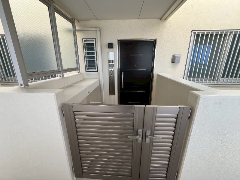 Top-Floor 4LDK Condo with Ocean View in Naha Omoromachi - Thumbnail 4