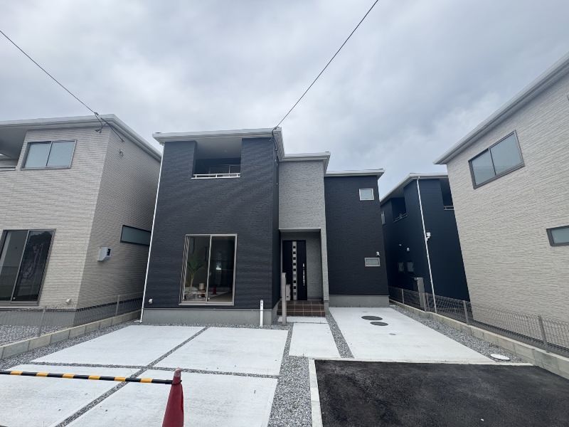 Newly Built 3LDK House for Sale in Yonaza, Yaese-cho, Okinawa - Thumbnail 2