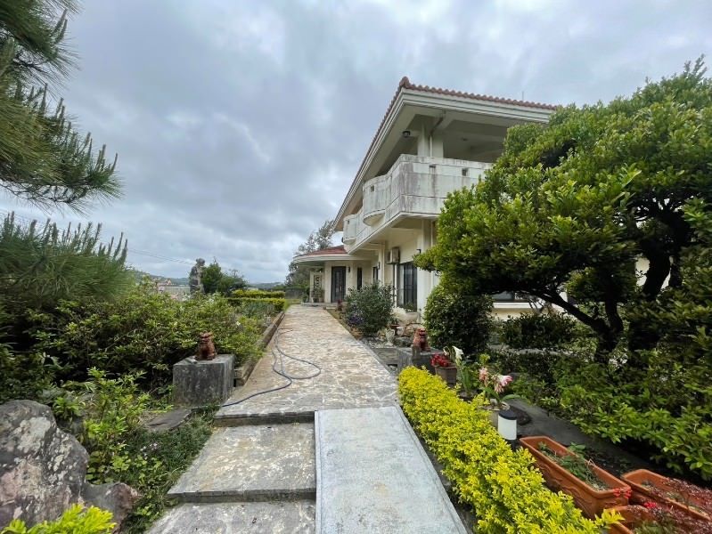 7LDK RC House with Garden and Field in Kitanakagusuku, Okinawa - Thumbnail 4