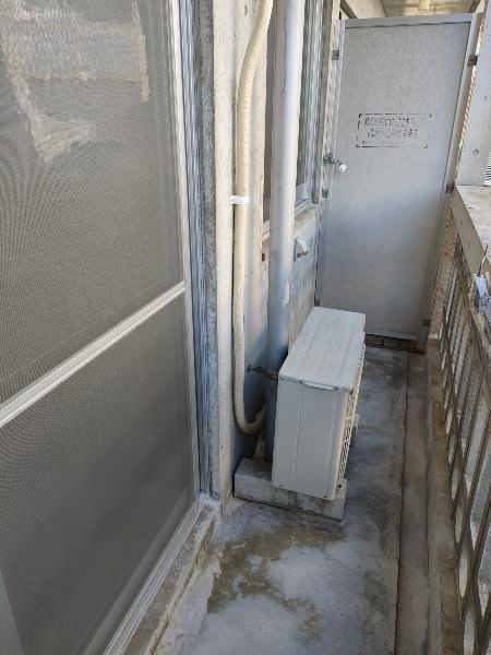 1R Apartment for Rent in Ginowan City Shimashi, Okinawa - Thumbnail 4