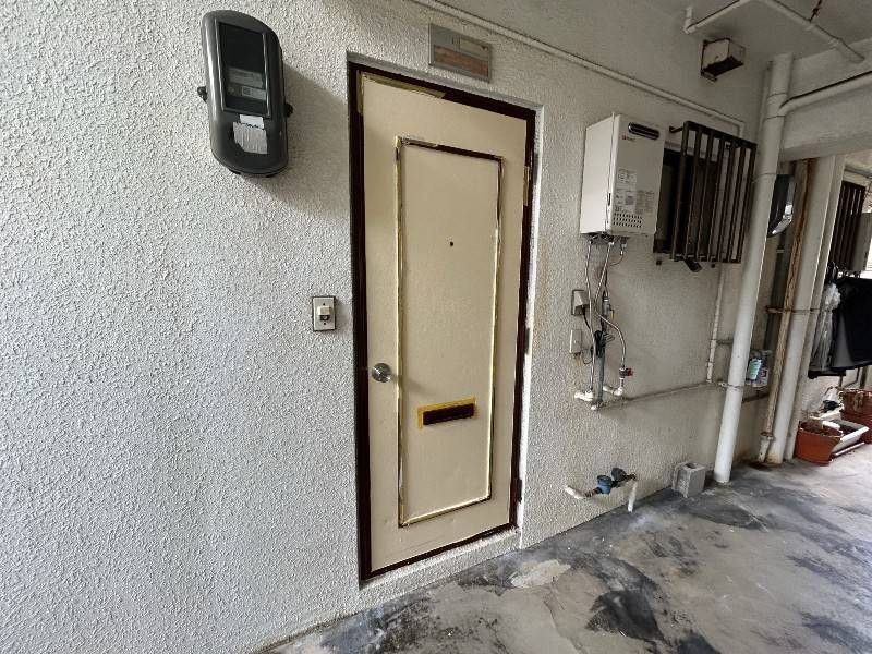 2DK Apartment for Rent in Yonabaru, Okinawa - 37,000 Yen - Thumbnail 4