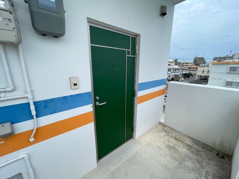 1R Apartment for Rent in Uruma City, Okinawa - Pet Friendly - Thumbnail 3