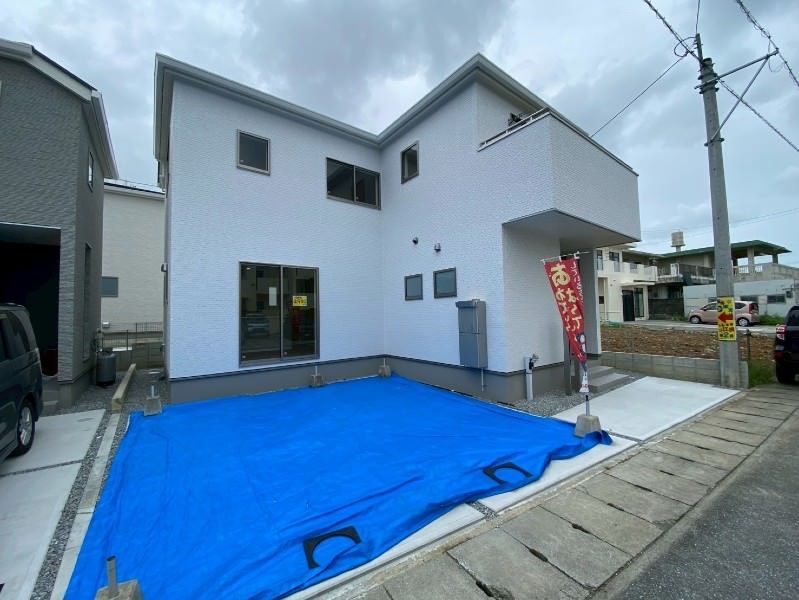 New 2025 3LDK House for Sale in Uruma City, Okinawa - Thumbnail 3