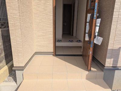 New 3LDK House in Kadena Town - Modern Living Near Kadena Base — Image 9, Kadena, Okinawa