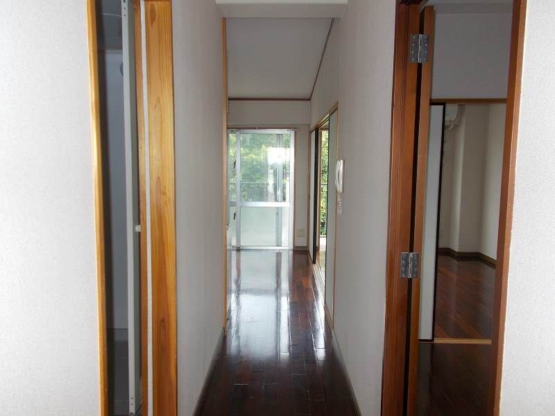 2DK Apartment for Rent in Ginowan, Okinawa - 55,000 JPY - Thumbnail 4