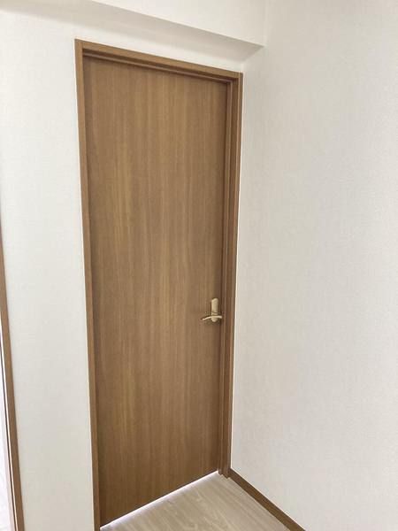 2DK Apartment for Rent in Urasoe, Okinawa - 43 sqm - Thumbnail 2