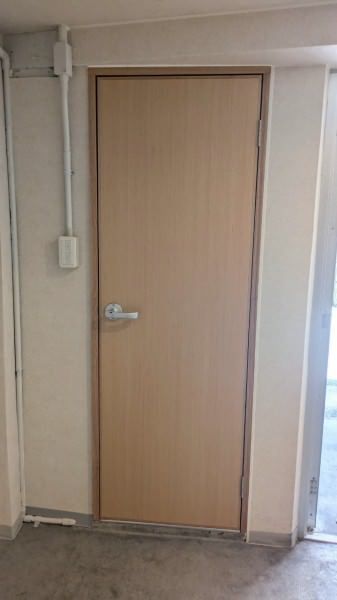 Renovated Bar Space for Rent in Urasoe City, Okinawa - Thumbnail 4