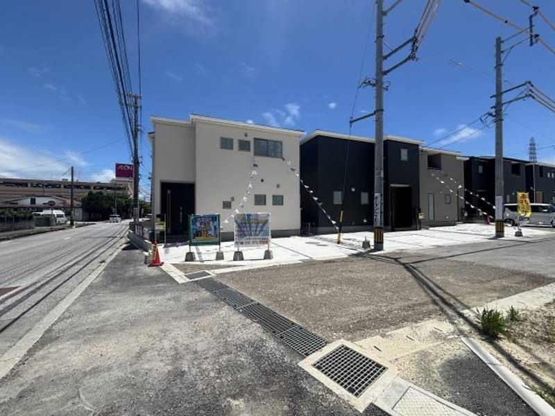 New 3LDK House for Sale in Uruma City, Okinawa - Thumbnail 2