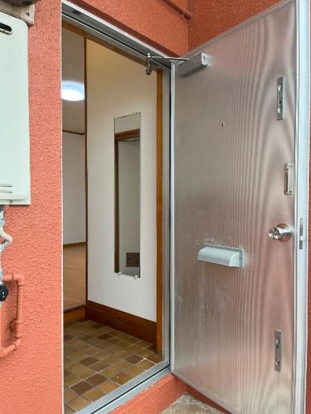Renovated 2LDK Apartment for Rent in Urasoe, Okinawa - Thumbnail 2