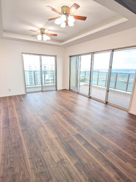 Milco Mansion Akebono Sea Front View Penthouse in Naha - Thumbnail 4
