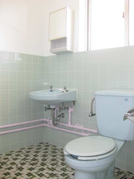 2DK Rental Apartment in Yomitan Village, Okinawa | 35,000 Yen - Thumbnail 4