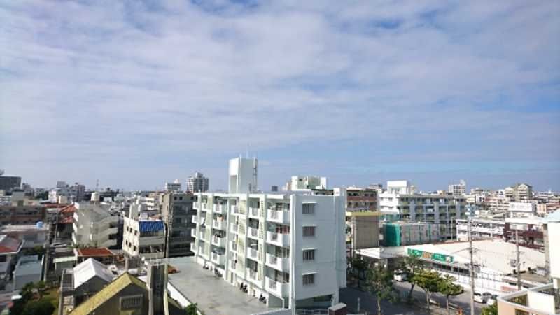 1LDK Apartment for Rent in Urasoe, Okinawa - Thumbnail 2