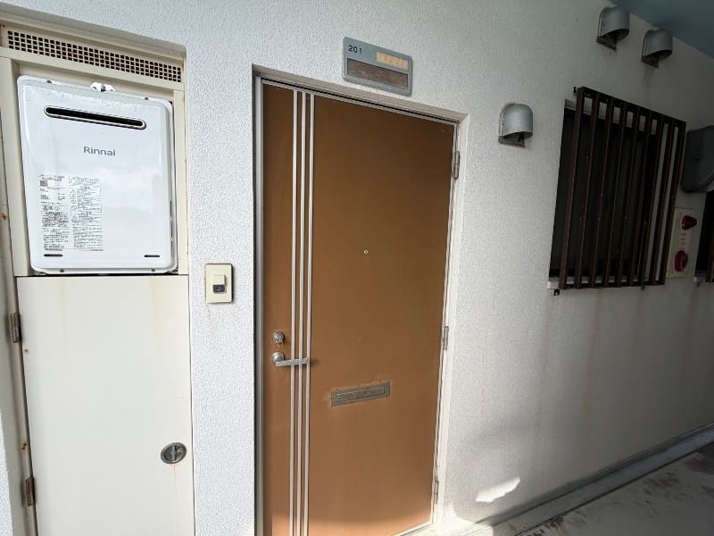 3DK Apartment for Rent in Onaga, Nishihara Town, Okinawa - Thumbnail 3