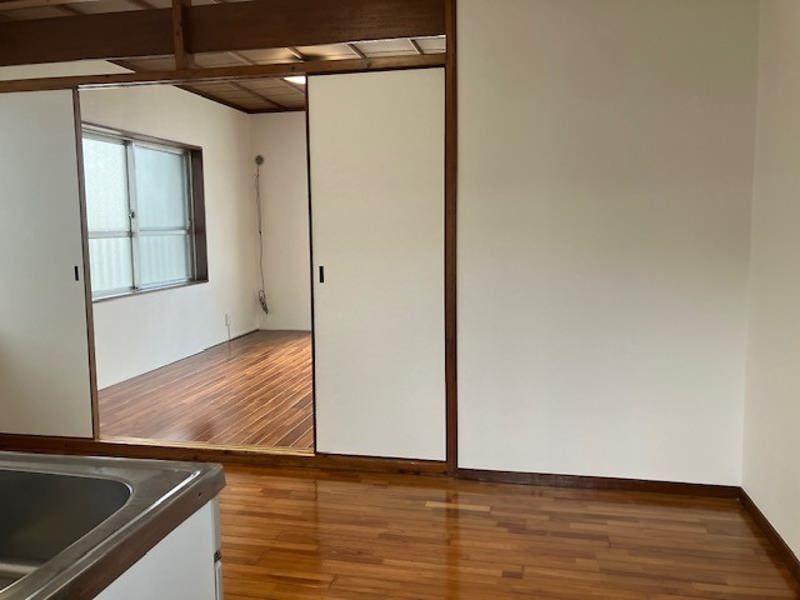 Renovated 2DK Apartment for Rent in Naha, Okinawa - Thumbnail 4