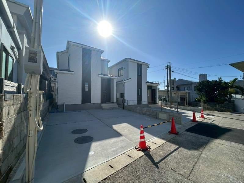 New 2025 4LDK House in Yomitan Village Nagahama, Okinawa - Thumbnail 2