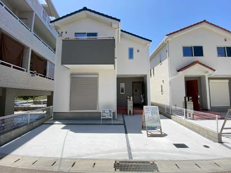 New 4LDK House in Naha, Okinawa | 2025 Build with Parking - Thumbnail 3