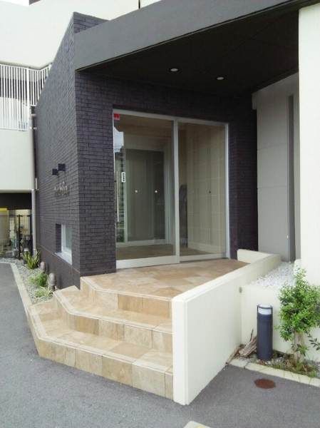 1LDK Apartment for Rent in Chatan, Okinawa with Free Internet - Thumbnail 3