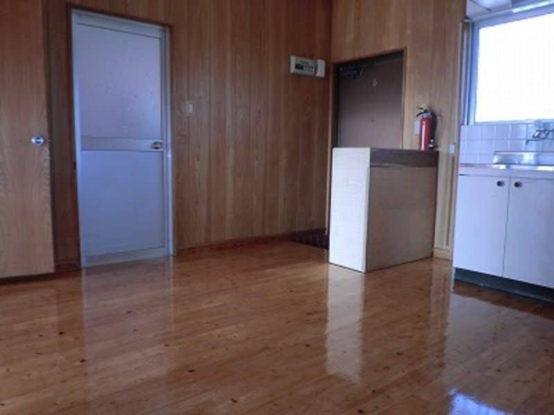 2DK Apartment for Rent in Minamiuehara, Nakagusuku Village - Thumbnail 3