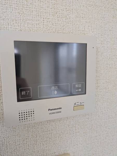 1K Apartment for Rent in Ginowan, Okinawa with Free Internet - Thumbnail 3