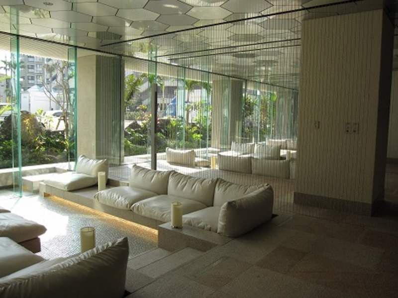 3LDK Pet-Friendly Apartment in Naha Omoromachi Tower - Thumbnail 4
