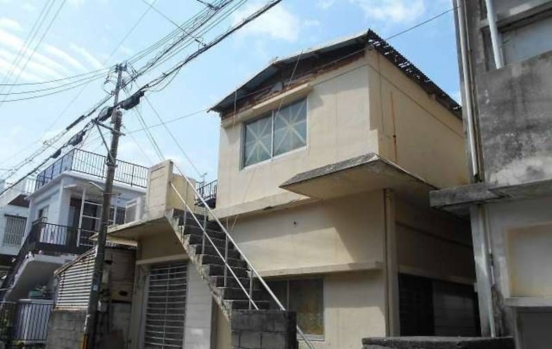 4DK Corner Lot House for Sale in Naha Yomitan, Okinawa - Thumbnail 2