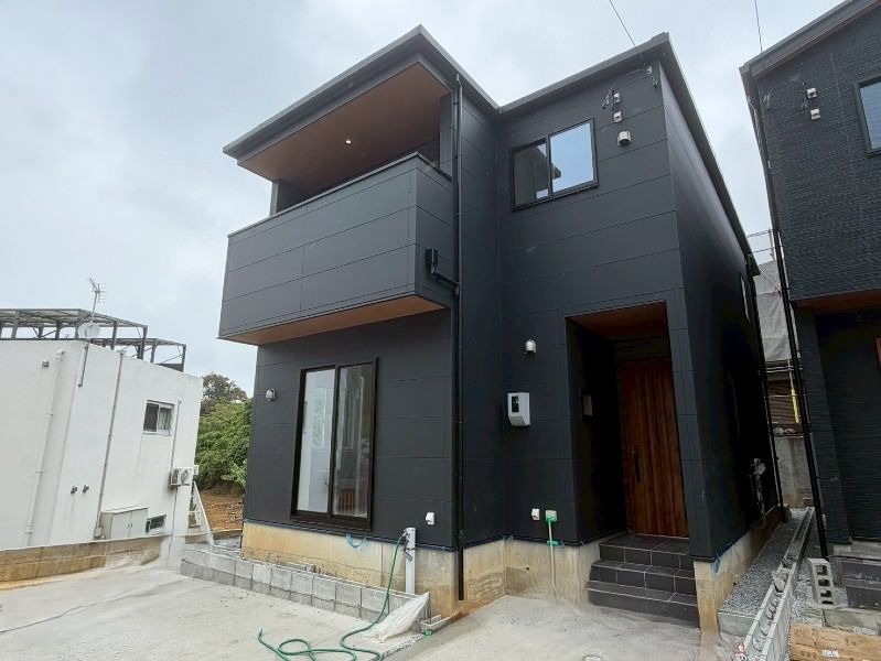 New 4LDK Detached House for Sale in Noborikawa, Okinawa City - Thumbnail 3