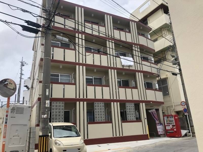 1K Apartment for Rent in Urasoe City, Okinawa - Thumbnail 3