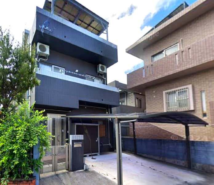 2010 Built 3LDK Reinforced Concrete House for Sale in Urasoe, Okinawa - Thumbnail 2