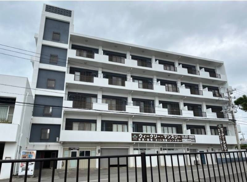1K Apartment for Rent in Ishigaki Shinkawa with Parking - Image 1