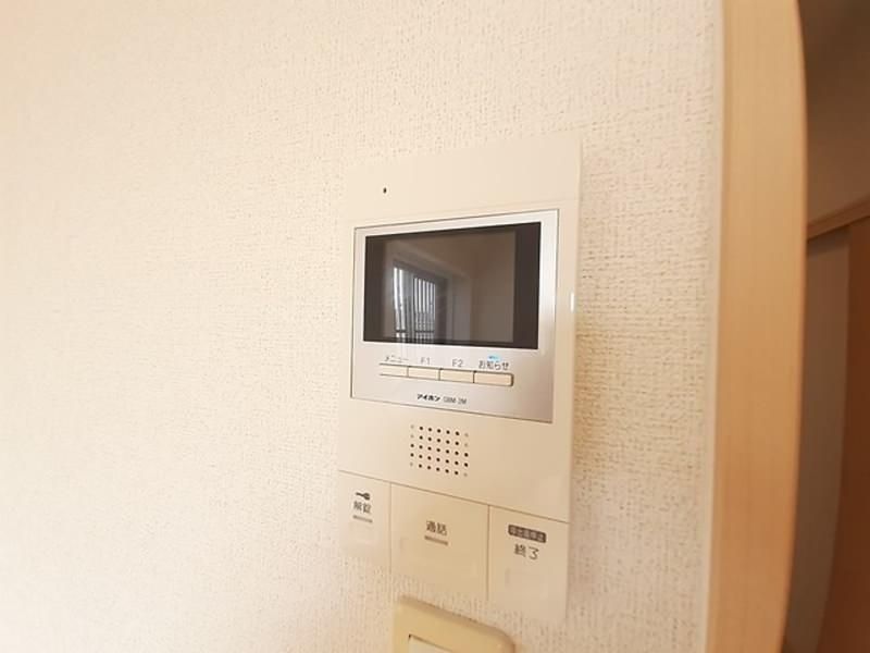 Elegante Sobe 904: 1K Apartment for Rent in Naha, Okinawa - Thumbnail 3