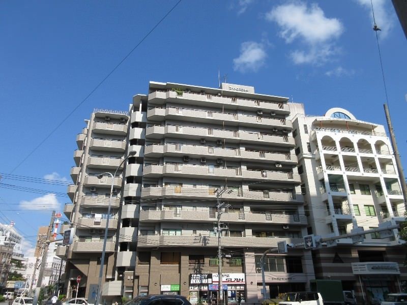 3LDK Condo for Sale in Naha, Okinawa - Near Bus Center - Thumbnail 3