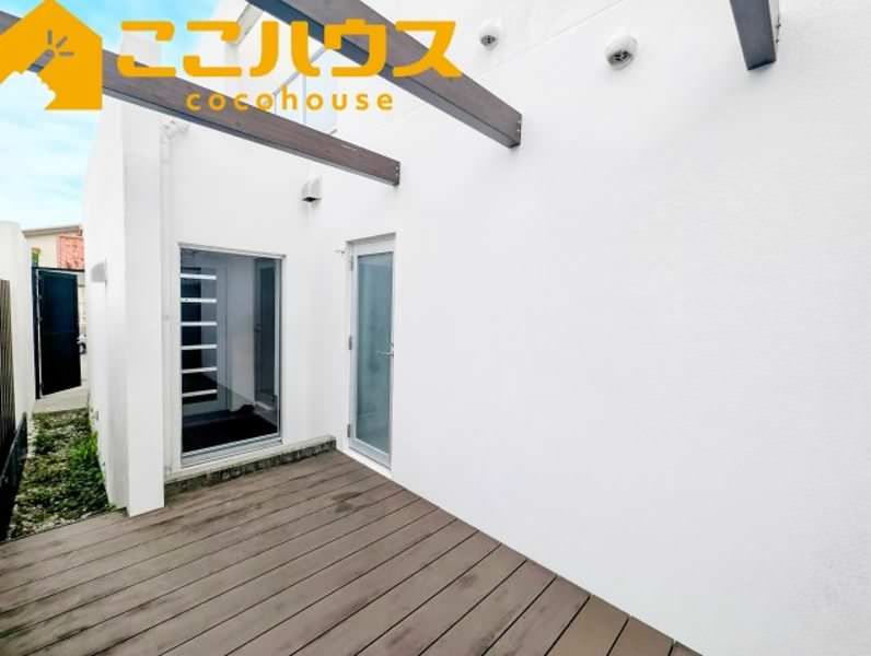 Renovated RC Detached House in Nakagusuku Village, Okinawa - Thumbnail 2