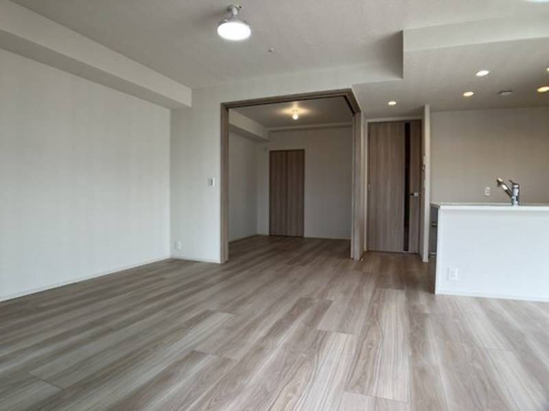 Rent 2LDK Apartment in Naha Makishi near Miebashi Station - Thumbnail 3