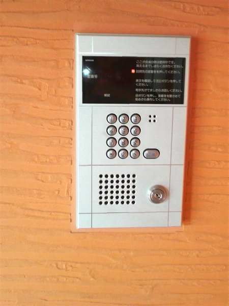 1K Apartment for Rent in Ginowan City, Okinawa - Thumbnail 2