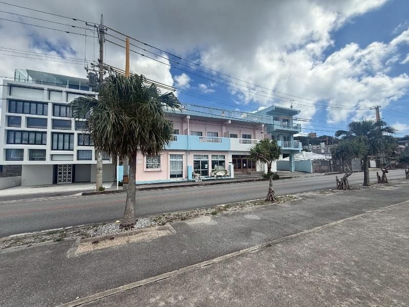1R Ocean View Apartment for Rent in Yomitan, Okinawa - Thumbnail 2