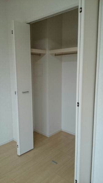 Modern 1K Apartment for Rent in Nakagusuku Village, Okinawa - Thumbnail 3