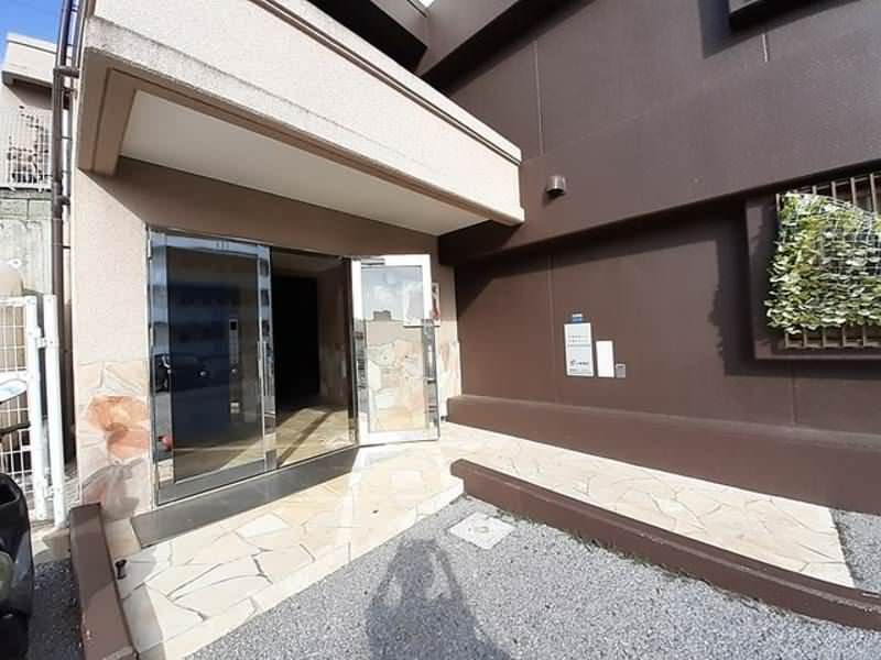 Victory Hills 2LDK Apartment for Rent in Urasoe, Okinawa - Thumbnail 2
