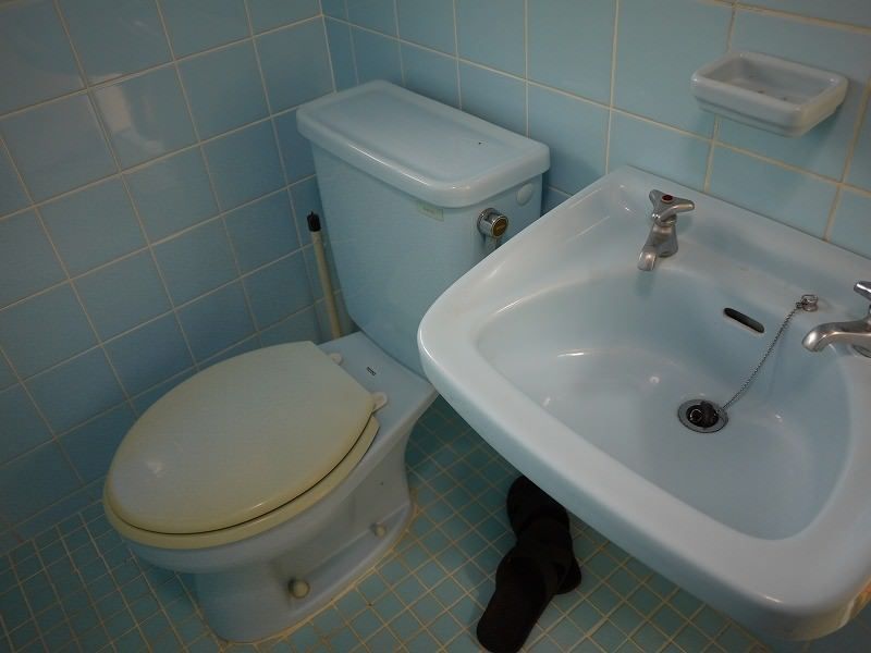 1R Apartment for Rent in Ginowan, Okinawa - 30,000 Yen - Thumbnail 4