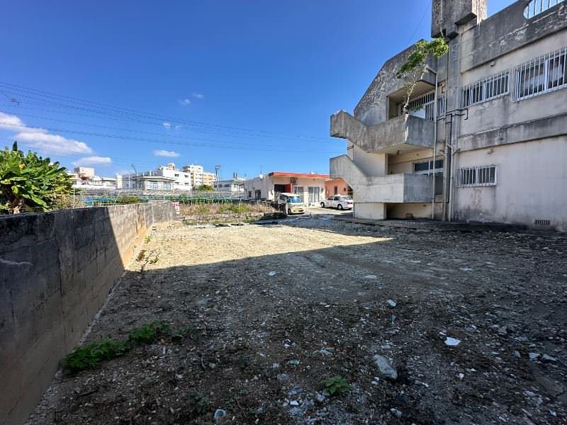 Land for Sale in Ueda, Tomigusuku City, Okinawa - Thumbnail 2